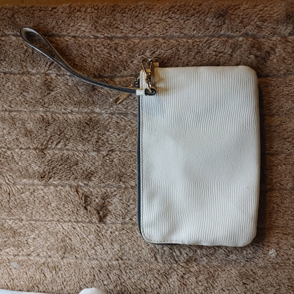 Victoria Secret Wristlet - Picture 2 of 3